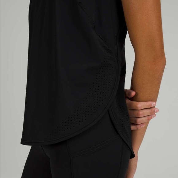 lululemon High Neck split Hem Run Tank - Picture 2 of 8